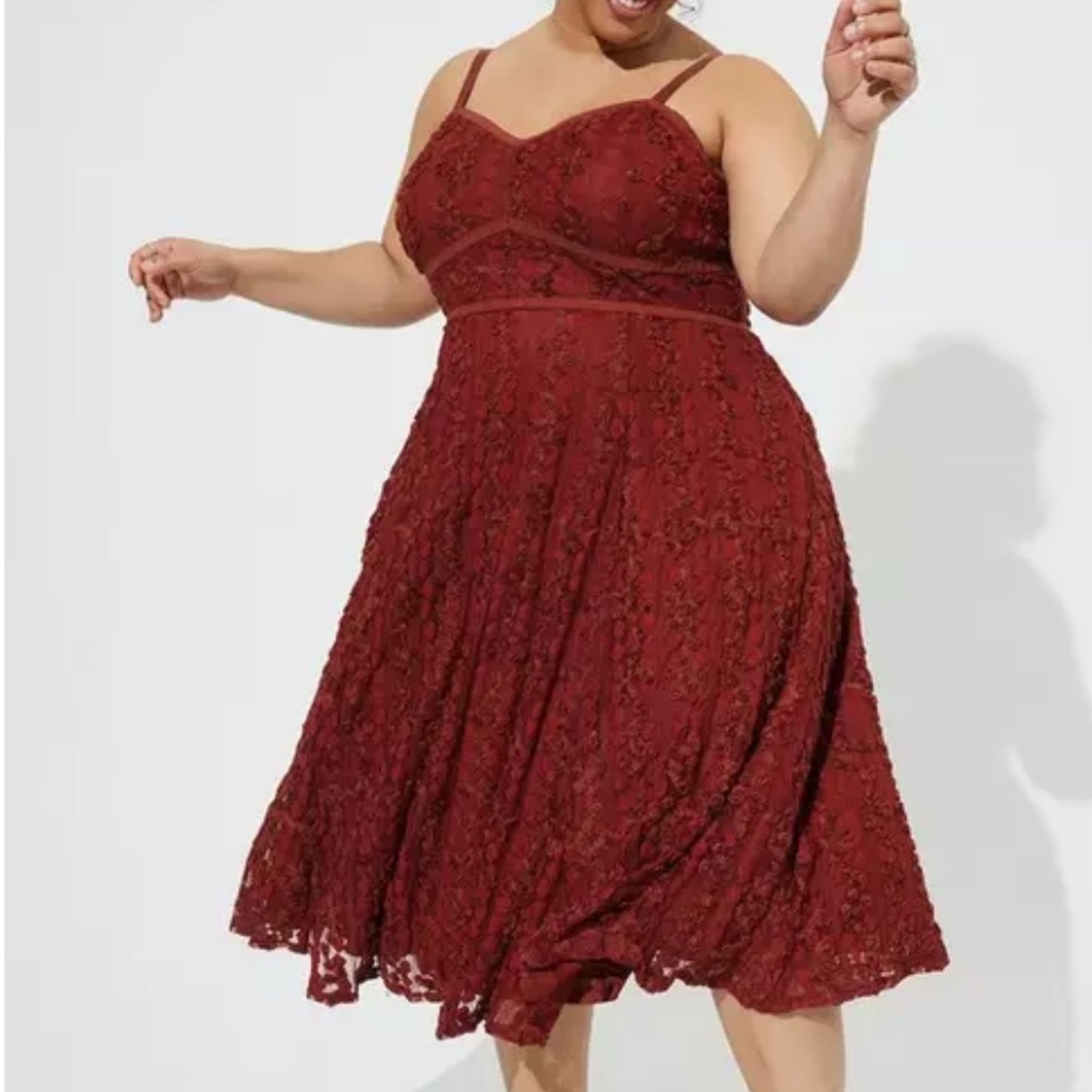 Torrid Tea Length Lace Sweetheart Dress NWT